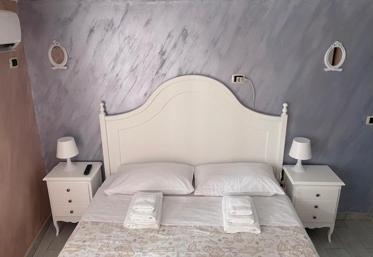 Stritstrit Villa Napoli Bagian luar foto