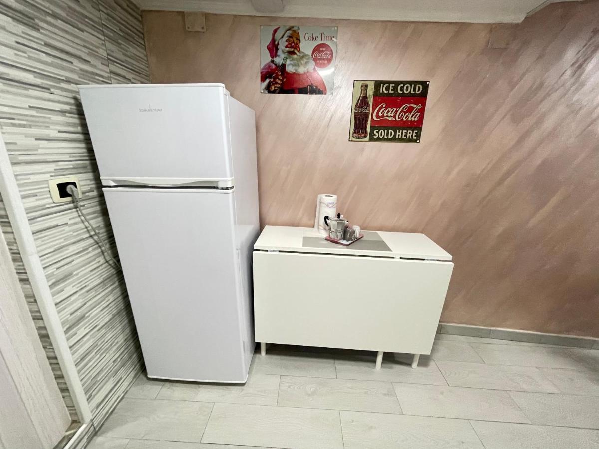 Stritstrit Villa Napoli Bagian luar foto